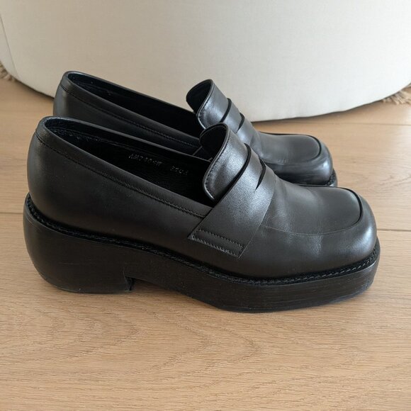 Black loafers - A Momento - US 7 - Picture 2 of 4